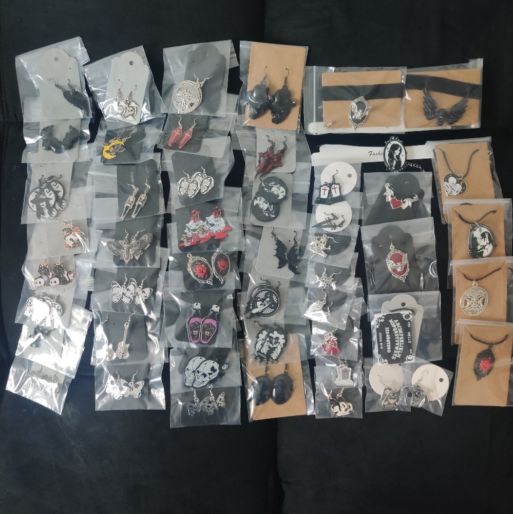 50 Piece Hand Crafted Gothic Goddess /Halloween Jewelry Wholesale - Picture 2 of 5